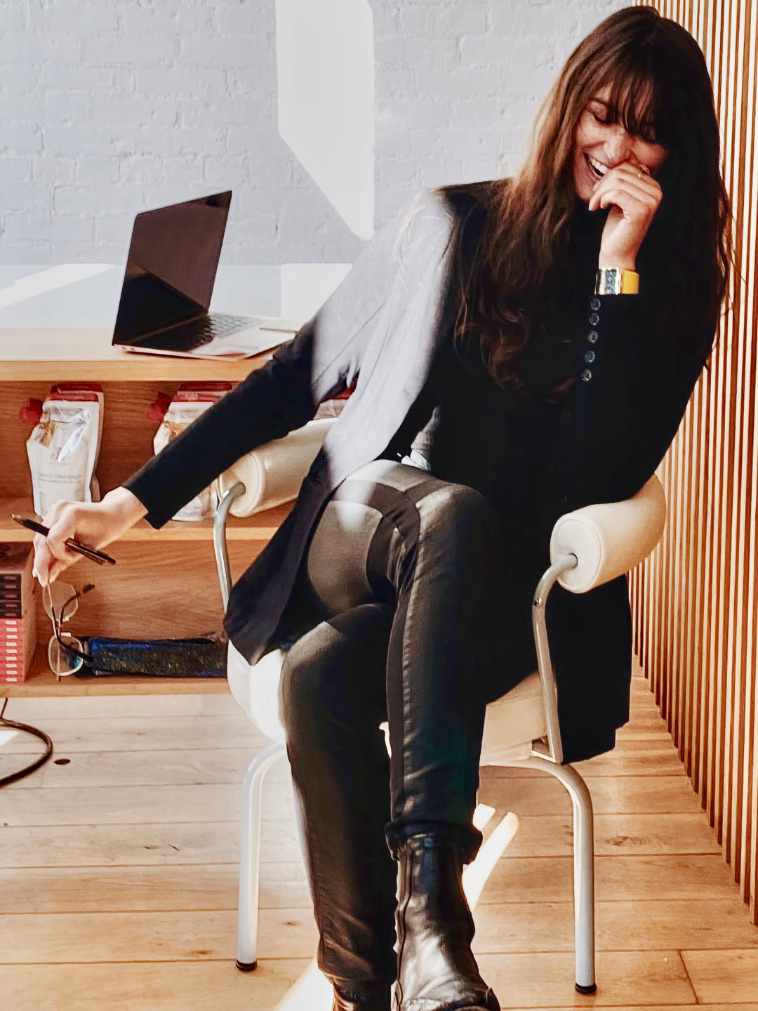 Matte Suede Front Slim Pant - The Thompson